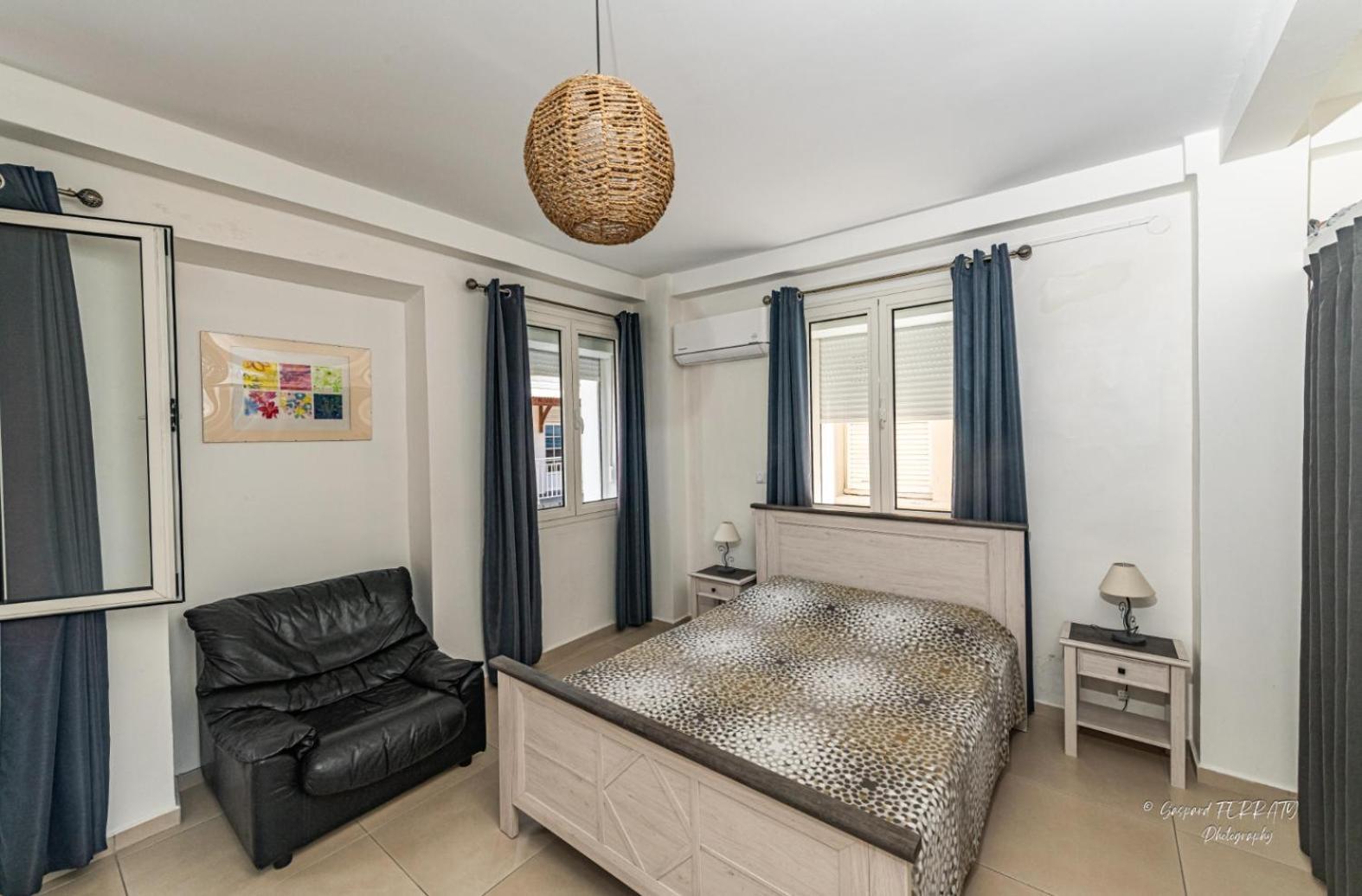 Les Penates - Appt Vue Mer Proche Plage Saint-Pierre Ngoại thất bức ảnh