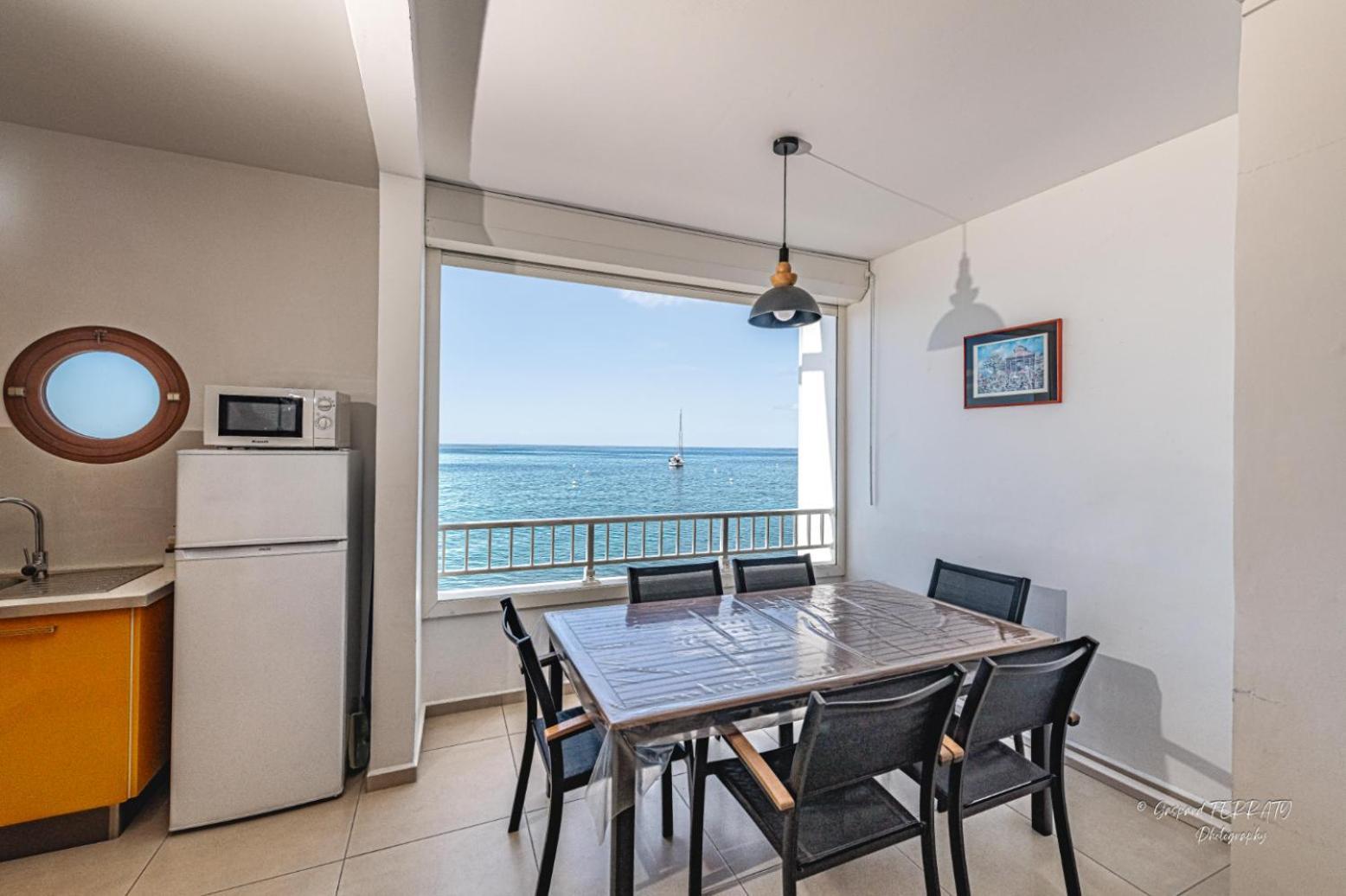 Les Penates - Appt Vue Mer Proche Plage Saint-Pierre Ngoại thất bức ảnh